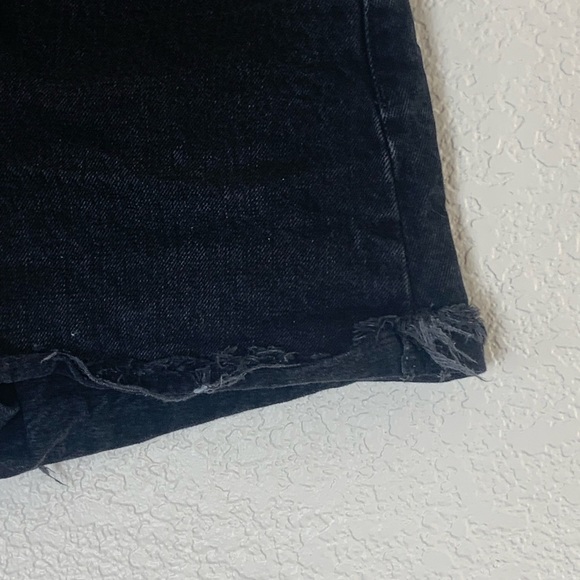 Zara | High rise button fly denim fray cuffed shorts size 0 - Picture 2 of 8